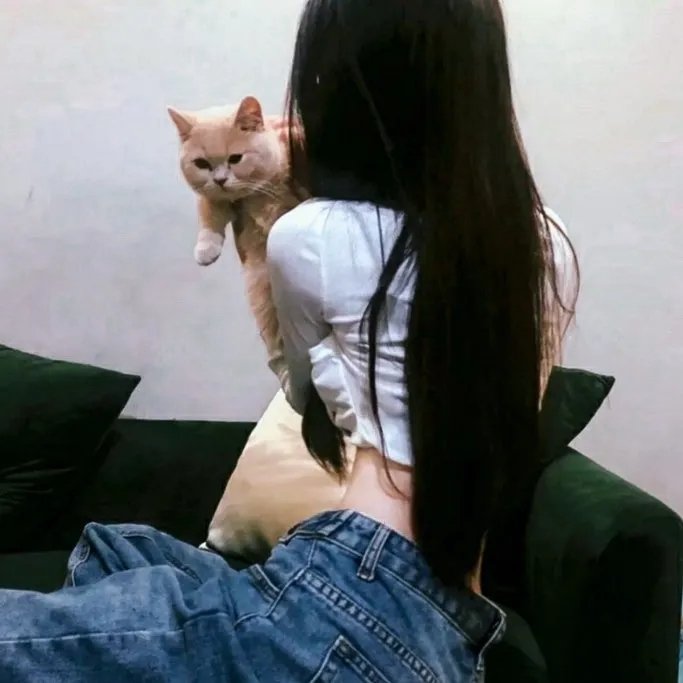 呢喃语页
